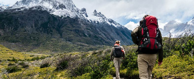 Atmungsaktive Stoffe zum Wandern