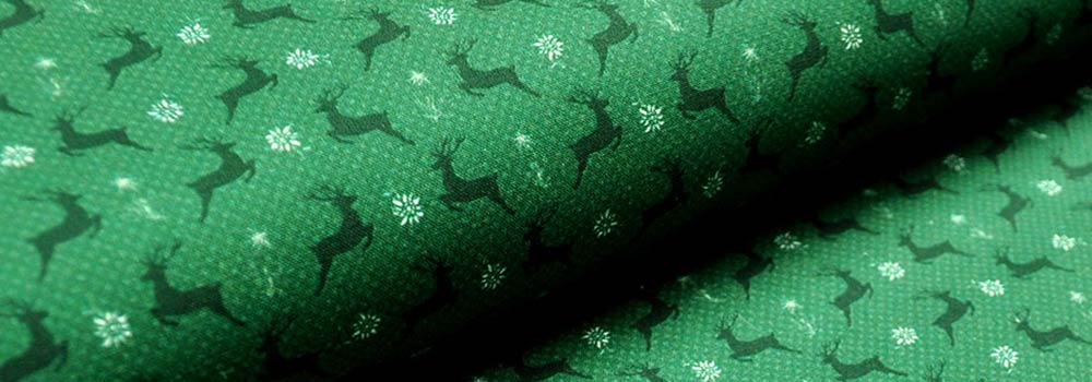 Stoffe mit Hirschen und Rehen