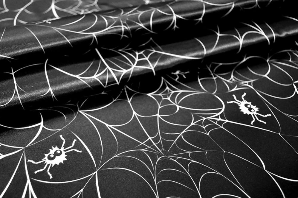 Satin - Spinnen im Netz - Schwarz/Weiß 