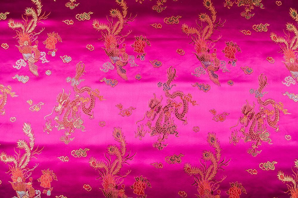 Jacquard-Satin - Chinesische Drachen und Pfauen - Pink 