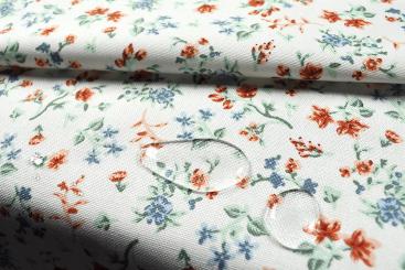 Baumwoll-Canvas wasserdicht - Blümchen - Weiß 