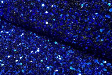 Pailletten auf Samt Royal