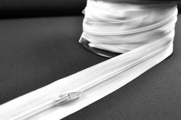 Endlos-Reißverschluss - Kunststoff - Zipper ca. alle 50 cm Weiß