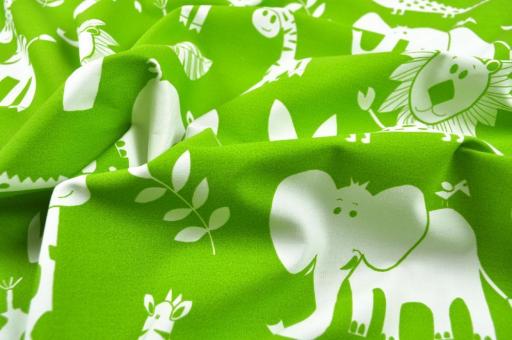 Dekostoff deluxe - African Kids - Weiße Tiere - 280 cm - Grün 