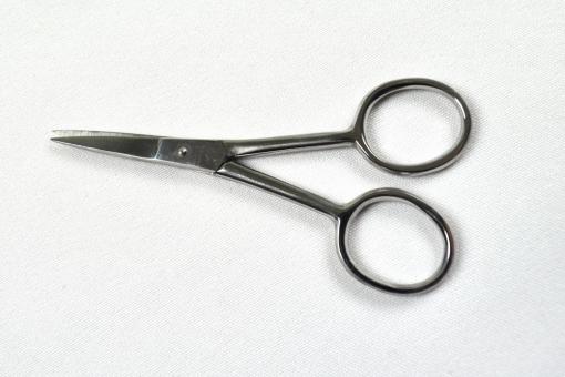 Metall-Stickschere Standard, gerade  10 cm