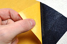 Selbstklebende Stoffe