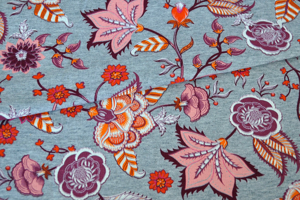 French Terry - Oriental Paisley 