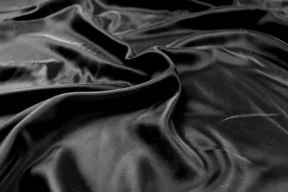 Futterstoff Seidenfeeling - Schwarz 