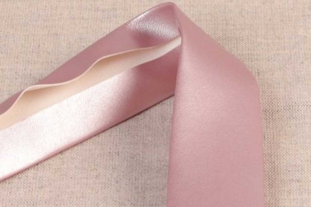 Kunstleder-Schrägband - Shiny Rosé 