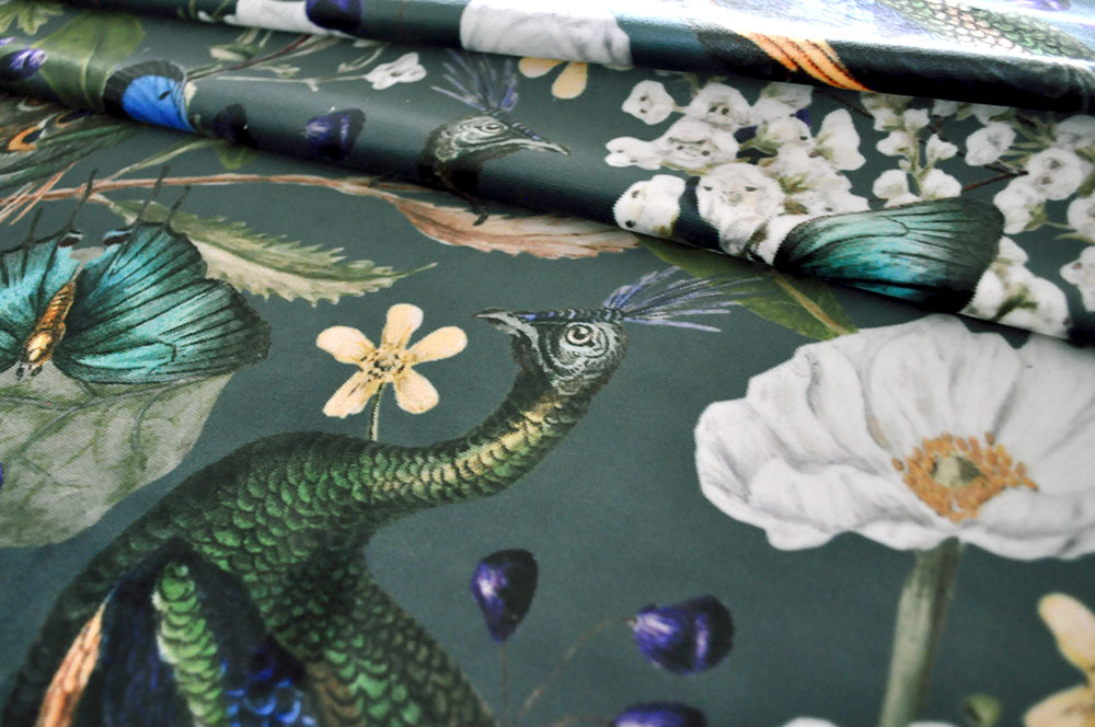 Samtstoff - Digitaldruck - Pfau 