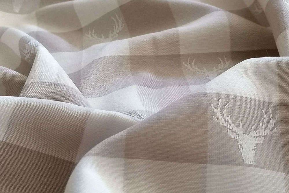 Dekostoff Jacquard beidseitig - Hirsch-Karo - Beige 