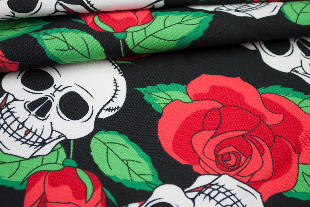 Universalstoff Skulls & Roses 