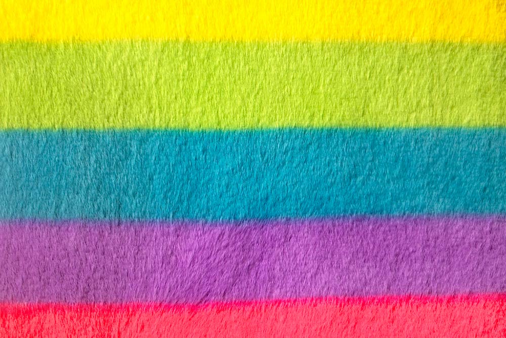 Plüschfell - Regenbogen-Streifen 