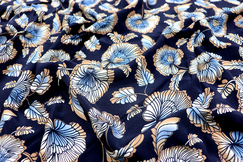 Viskosestoff - Nighty Flowery 