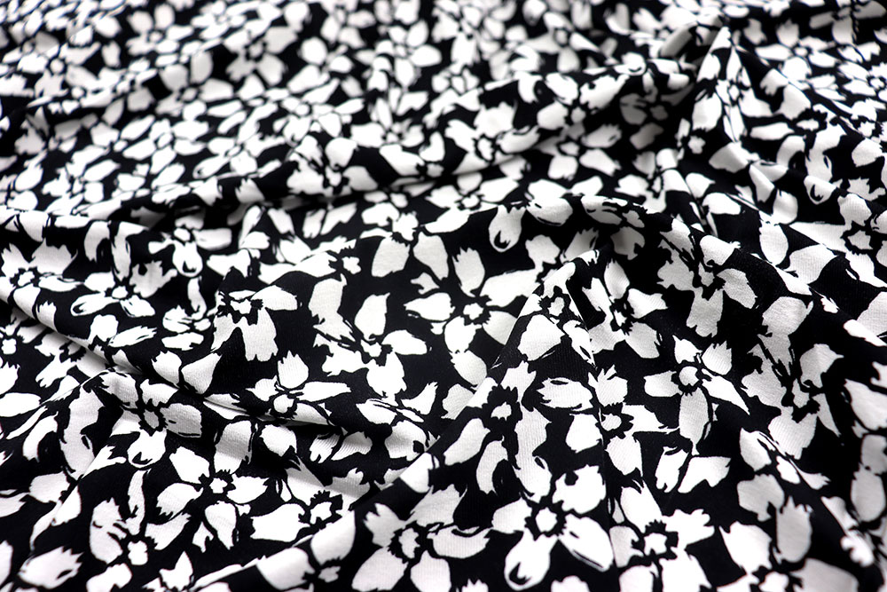 Viskosejersey - Blütenmeer - Dark and White 
