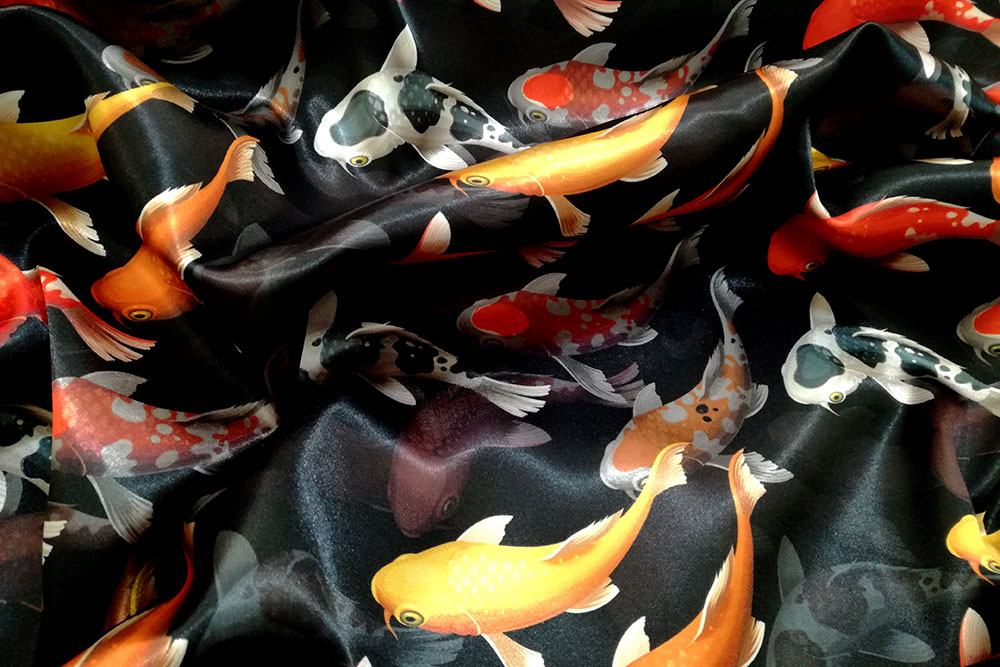 Satin - Koi Fischschwarm