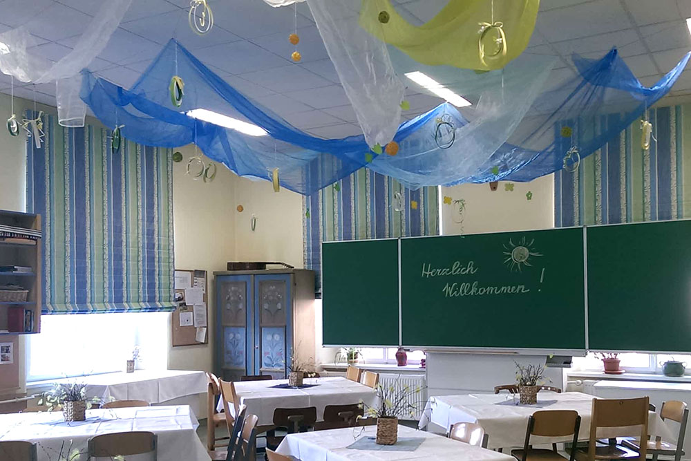 Organza - permanent schwer entflammbar - 300 cm