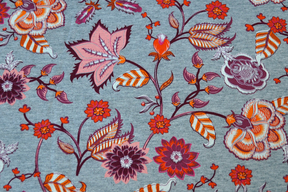 French Terry - Oriental Paisley