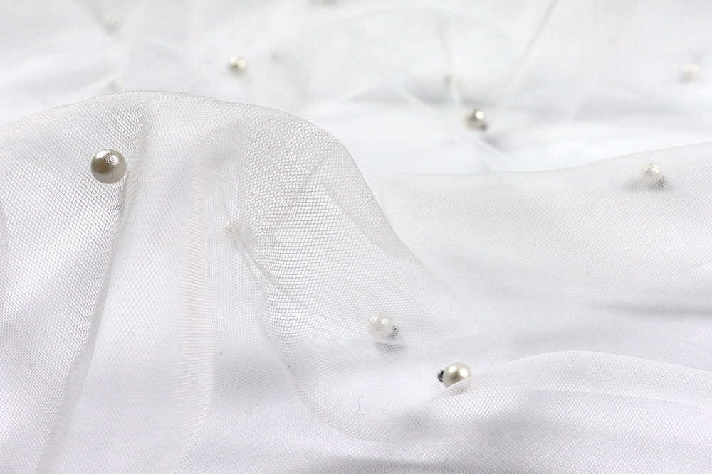 Stretch-Mesh mit Perlen - Weiß