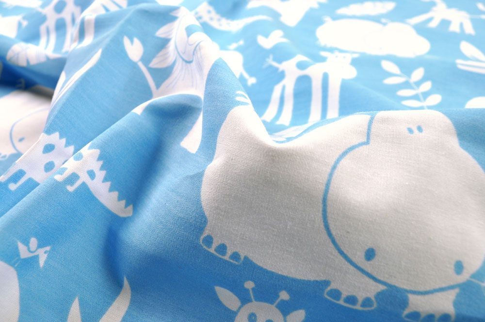 Dekostoff deluxe - African Kids - Weiße Tiere - 280 cm - Hellblau