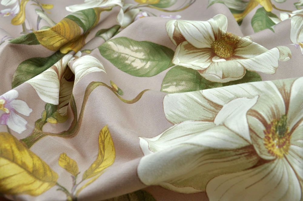 Dekostoff Satin deluxe - Magnolien