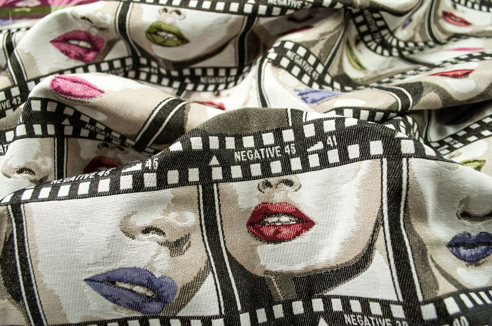 Jacquard-Stoff - Filmkuss