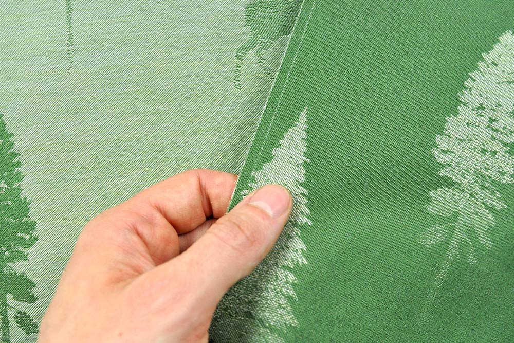 Dekostoff Jacquard - zweiseitig - Rehe im Wald - Grün/Hellgrün