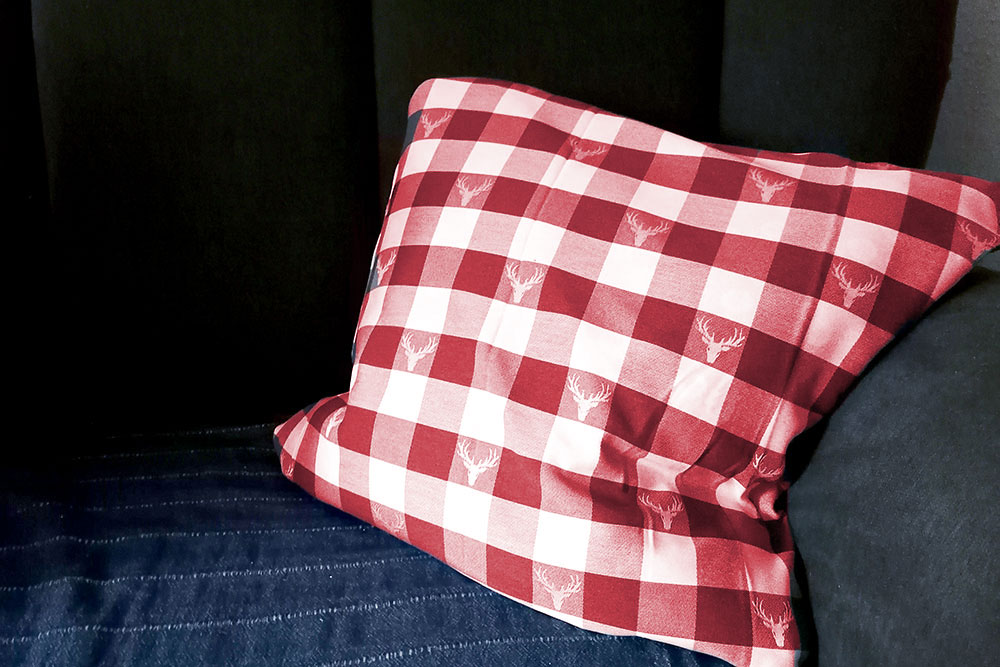 Dekostoff Jacquard beidseitig - Hirsch-Karo - Rot