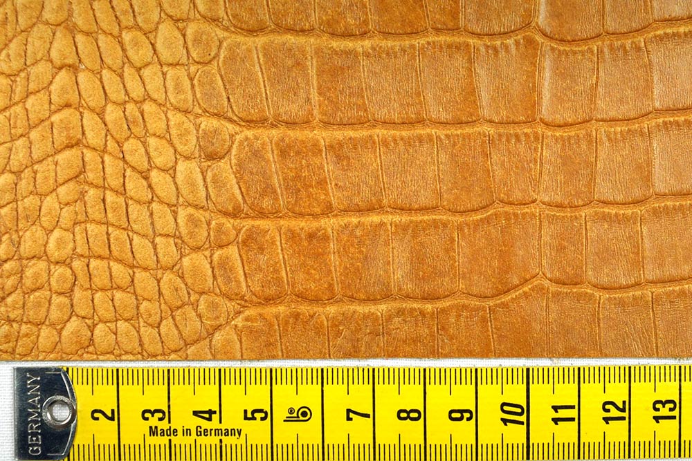 Echtleder geprägt - Python - ganze Haut
