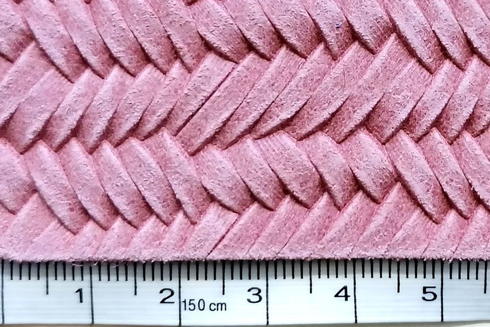 Echtleder-Stück - Flechtprägung - Croupon