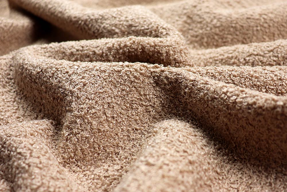 Flausch-Möbelstoff - Recycling