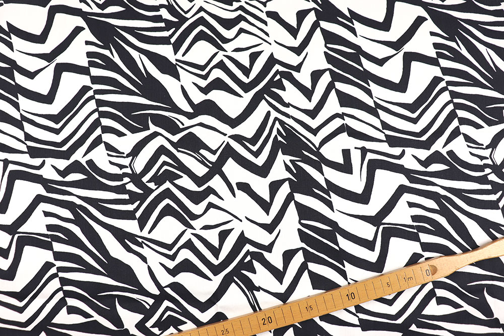 Hosenstoff Style - Black and White