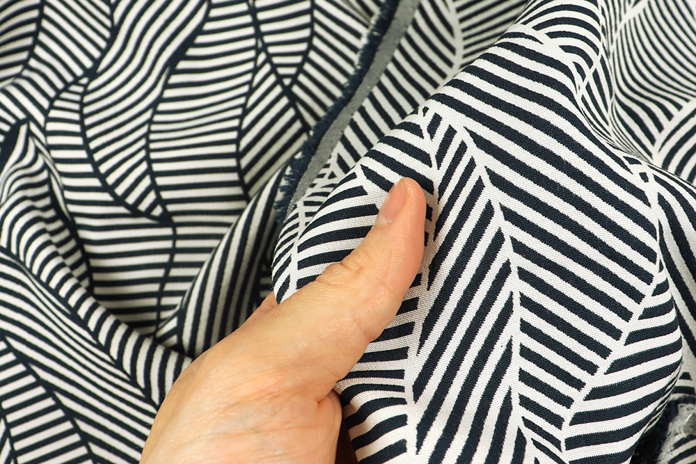 Mode-Jacquard - Ariel