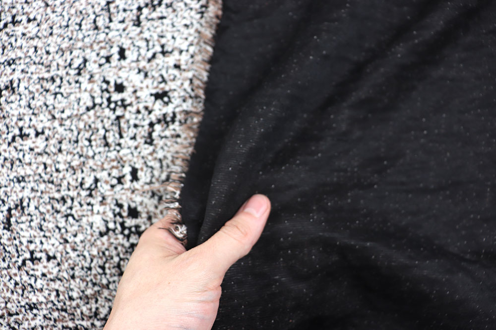 Strickstoff - Schwarz/Braun/Weiß