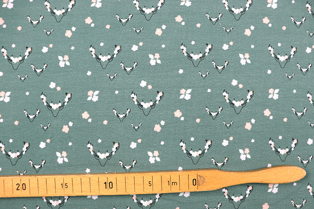 Jersey - Hirsch im Blütenregen