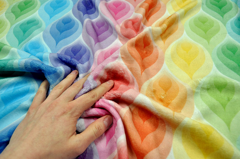 Wellness-Fleece - Rainbow-Drops