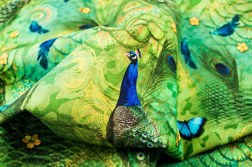 Dekostoff Digitaldruck - Pfauen und Schmetterlinge