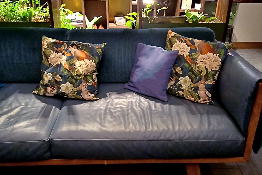 Samtstoff - Digitaldruck - Affenwald