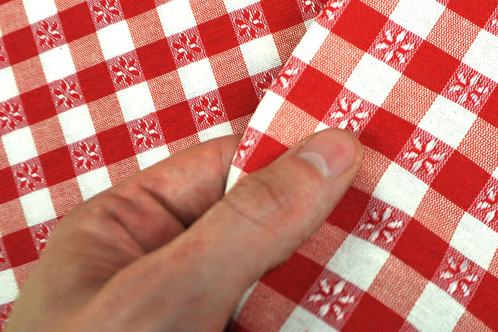 Dekostoff - Vichy-Blumen - 280 cm breit - Rot