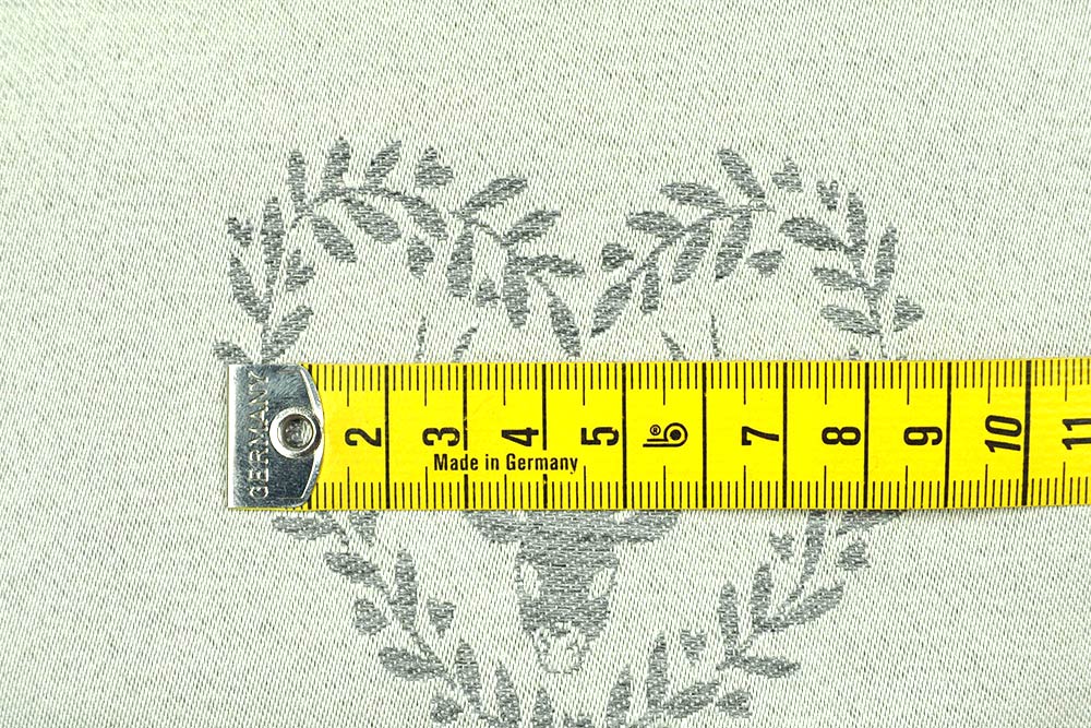 Dekostoff Jacquard - zweiseitig - Hirsch im Herz - Creme/Grau