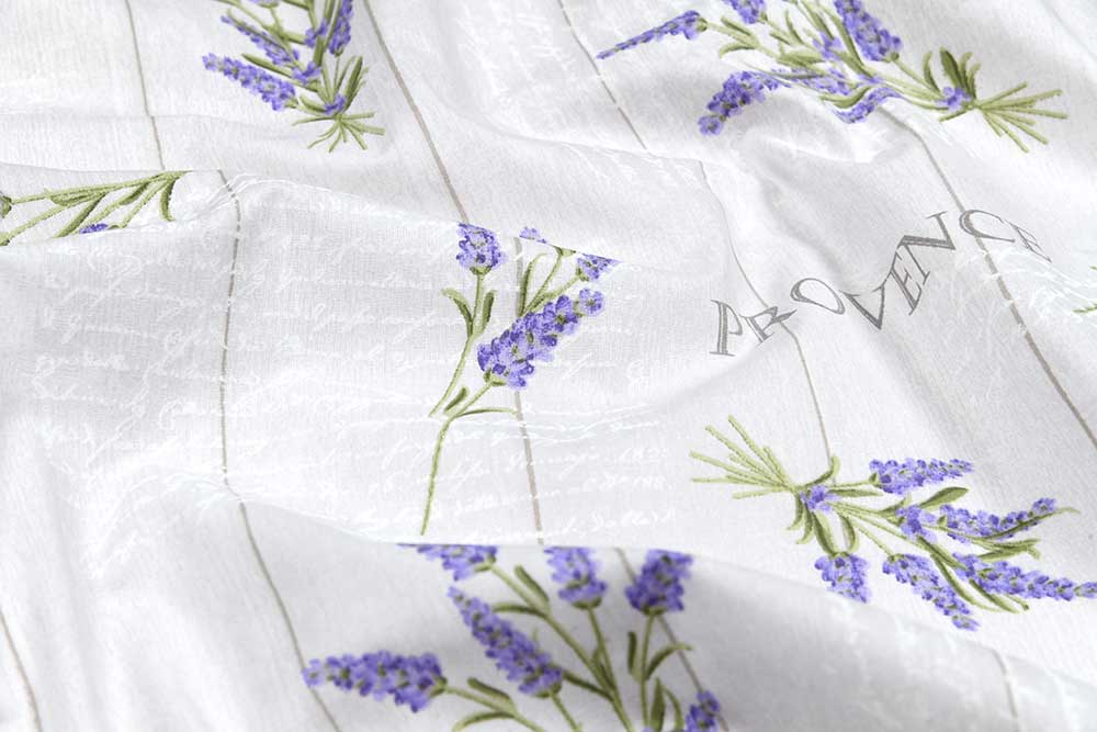 Dekostoff - Lavendel auf Holz