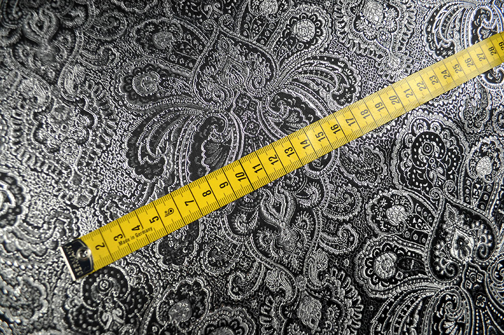 China-Seidenimitat - Silberglanz - Schwarz