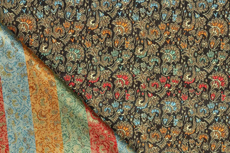 Brokat Mayoni - Schwarz