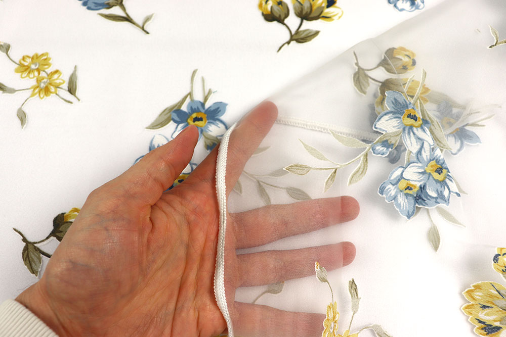 Gardinenstoff Bleiband - Blümchen - 300 cm