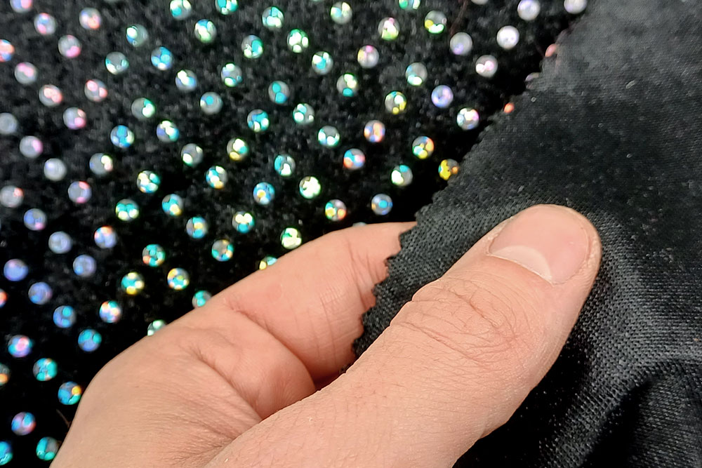 Silberpailletten-Pannesamt - Schwarz