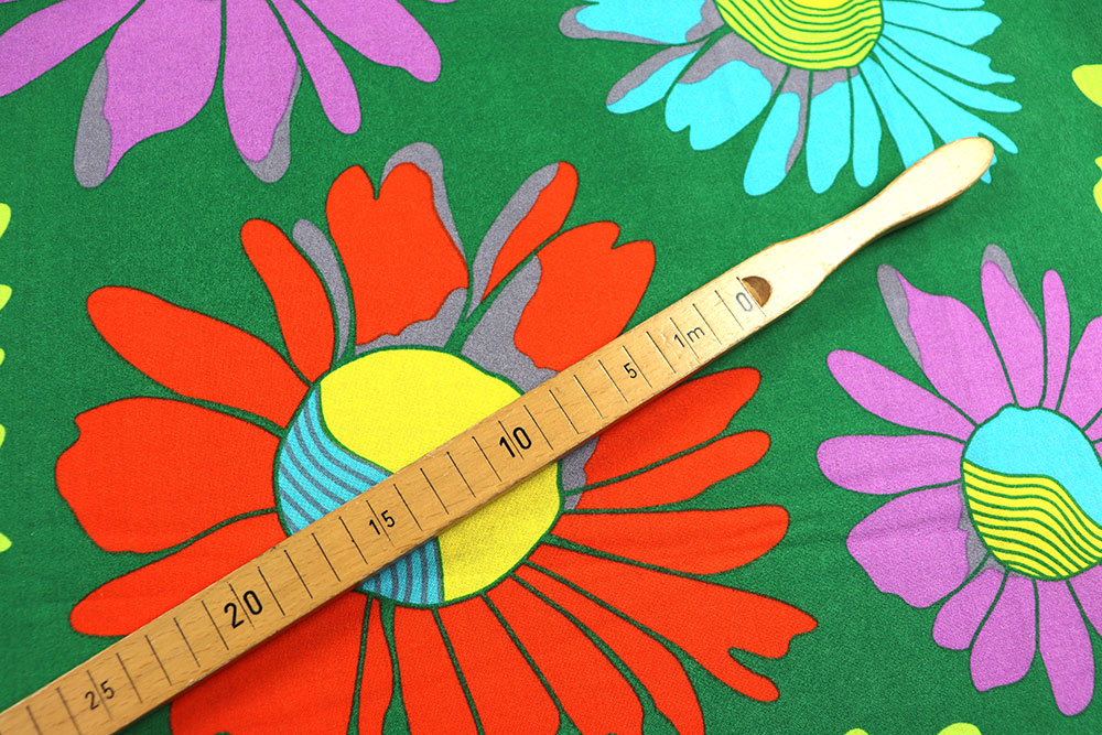 Baumwoll-Dekostoff - Big Retro Flower - Grün