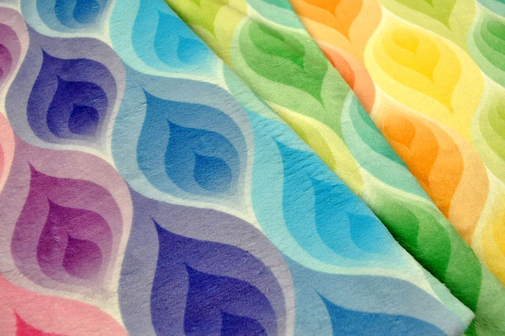 Wellness-Fleece - Rainbow-Drops