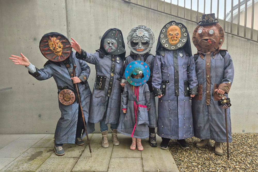 Steampunk-Dekostoff - Patched Metal