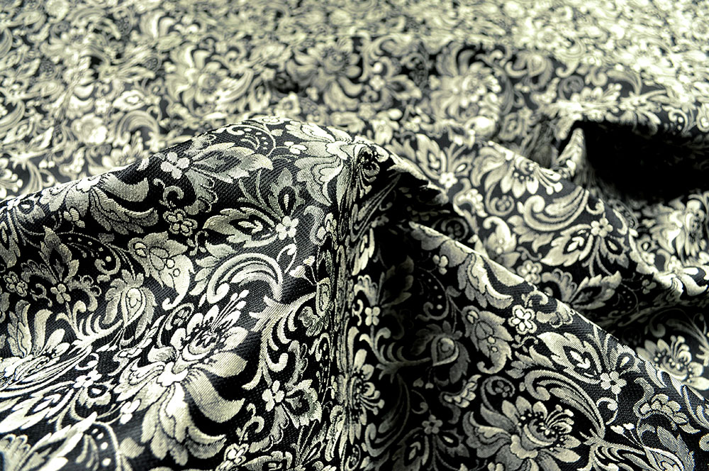 Floralia - Blüten-Jacquard zweiseitig - Schwarz/Creme