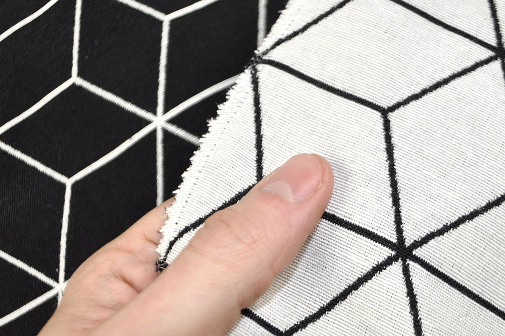 Wende-Jacquard - Cubic - Weiß/Schwarz
